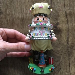 Hershey's Kurt Adler Figure Happy Birthday Hershey Kisses Cake Baker 2000